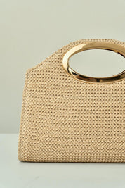 Bolsa de Palha Trapézio com Topo Arredondado e Alça Vazada Bege