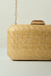 Clutch de Palha Bege Retangular Fecho Quadrado