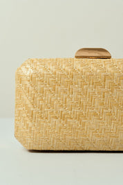 Clutch de Palha Bege Retangular Fecho Quadrado