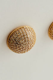 Brinco de Bola Cravejada de Strass Dourada