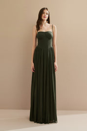 Vestido Longo em Tule com Busto Estruturado e Saia Drapeada - Calgari Verde Oliva Escuro