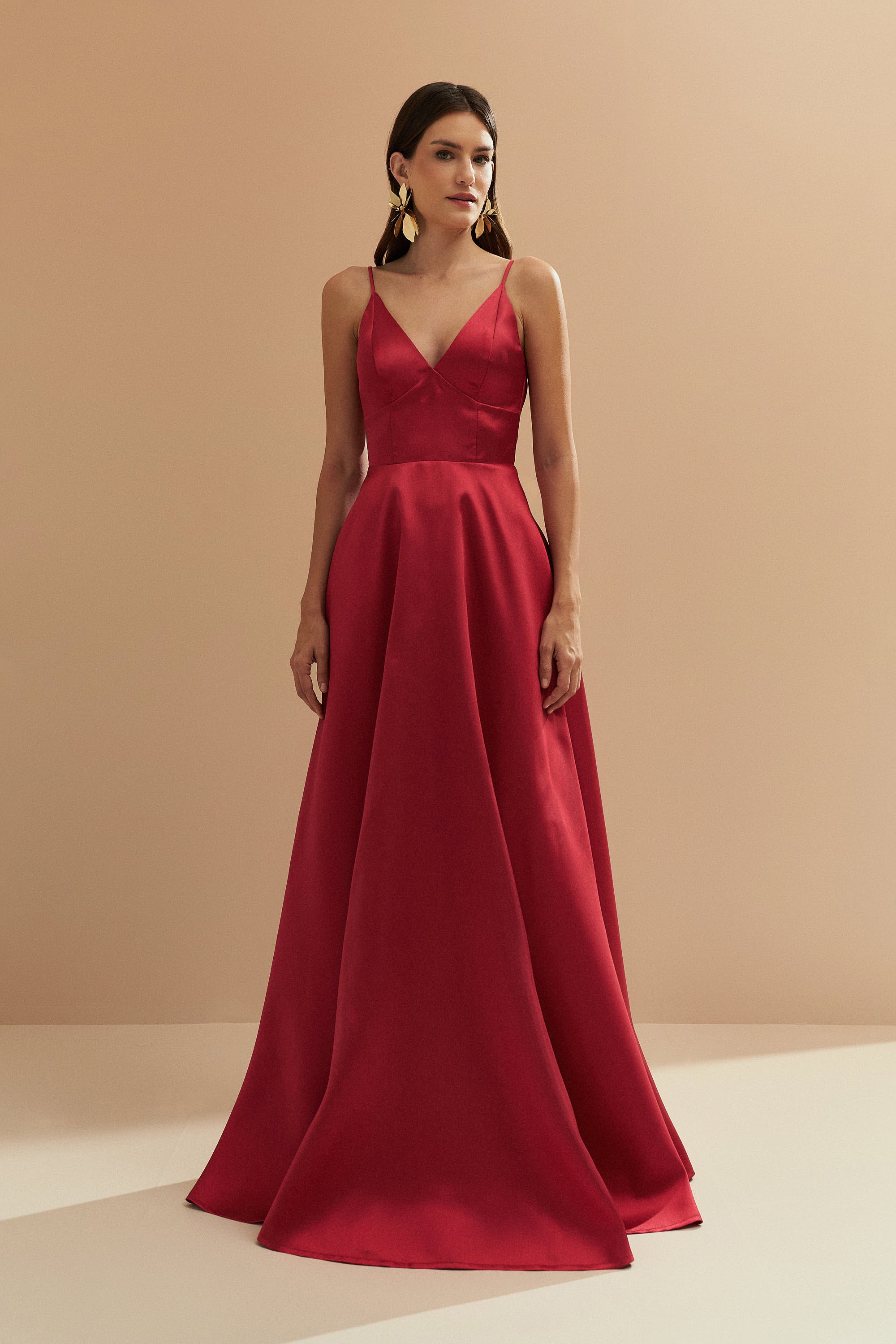 estido_longo_com_decote_v_e_ala_fina_atlanta_vermelho2.jpg