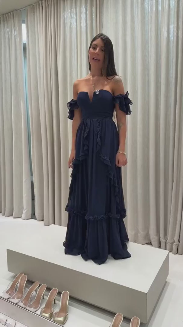 Vestido Longo de Chiffon com Decote em V e Mangas Ombro a Ombro de Babados, Saia Estilo Princesa com Recortes e Babados - Minsk Azul Marinho