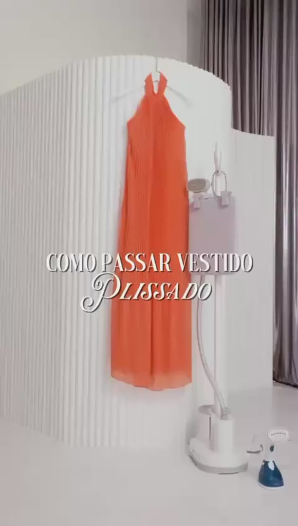 Vestido Longo em Chiffon Plissado Frente Único e Decote nas Costas - Itália Coral