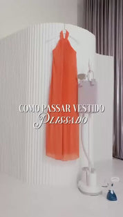 Vestido Longo em Chiffon Plissado Frente Único e Decote nas Costas - Itália Coral
