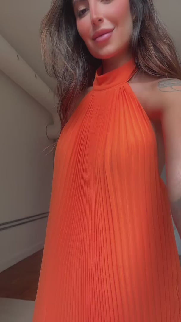 Vestido Longo em Chiffon Plissado Frente Único e Decote nas Costas - Itália Coral