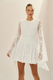 Vestido Curto em Renda, com Elástico na Cintura e Mangas Amplas - Aira Off White