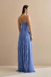 Vestido Longo com Decote Coração Franzido e Babados em Vertical na Saia - Ava Azul Claro