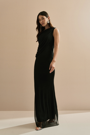 Vestido Longo em Tule Ombro Único com Drapeado no Busto e nas Costas - Hera Preto