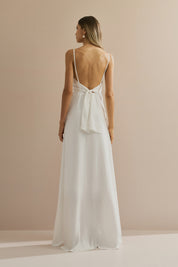 Vestido Longo em Cetim com Decote Degagê com Alças Finas e Amarração nas Costas - Líbano Off White