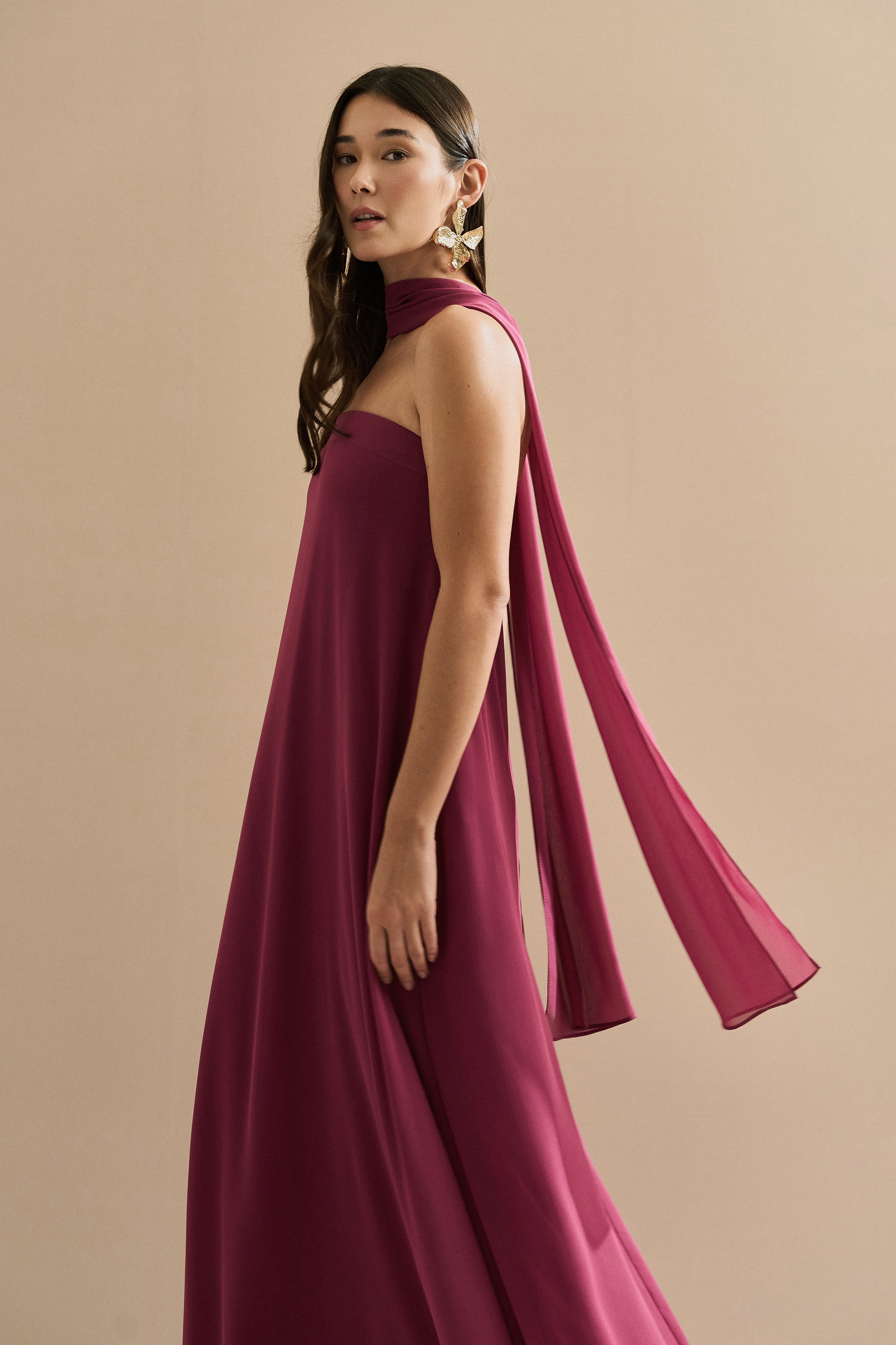 Vestido Longo Sem Alça Mumbai Fúcsia com Echarpe para Eventos