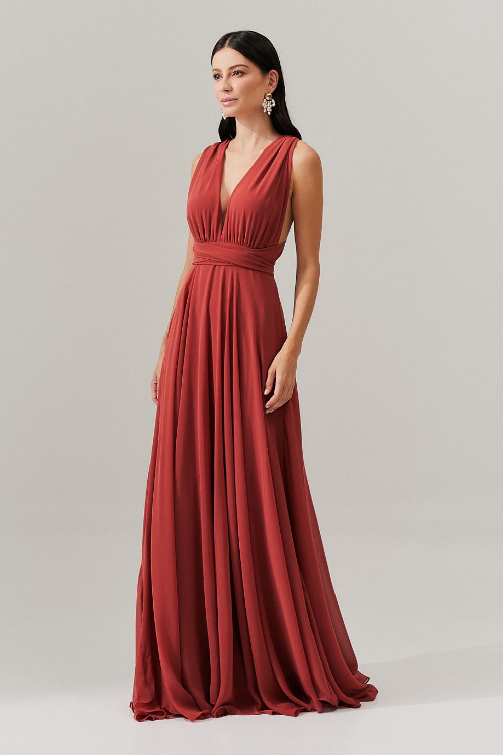 Vestido de festa longo de chiffon e fenda lateral - Mil Formas Terracota