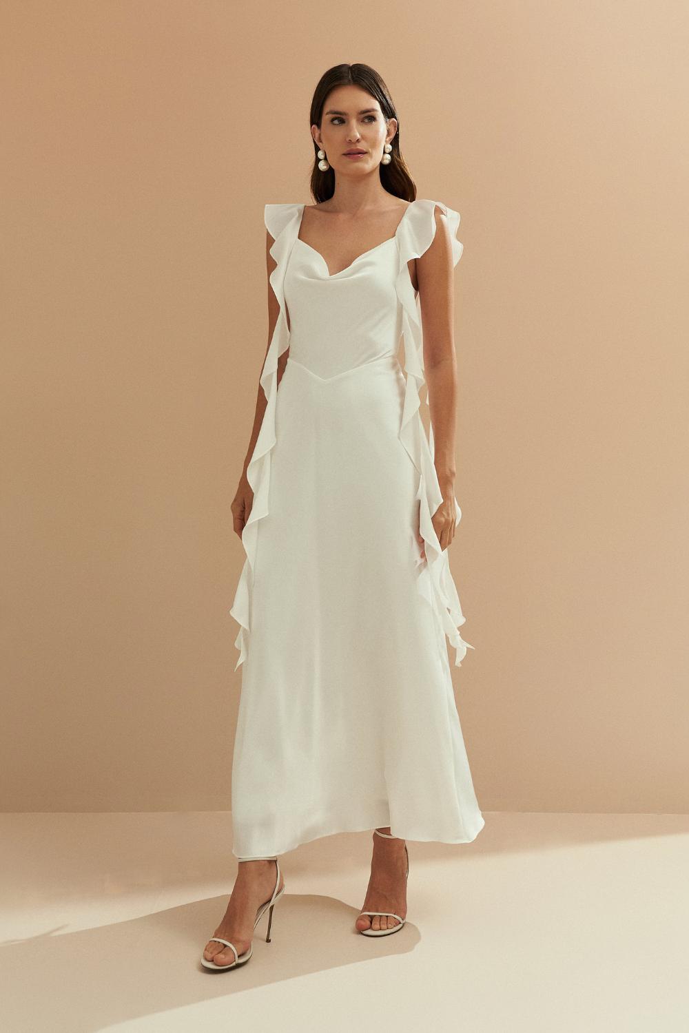 Vestido Long Midi de Cetim com Decote Degage e Babados Longos nas Mangas - Akita Off White