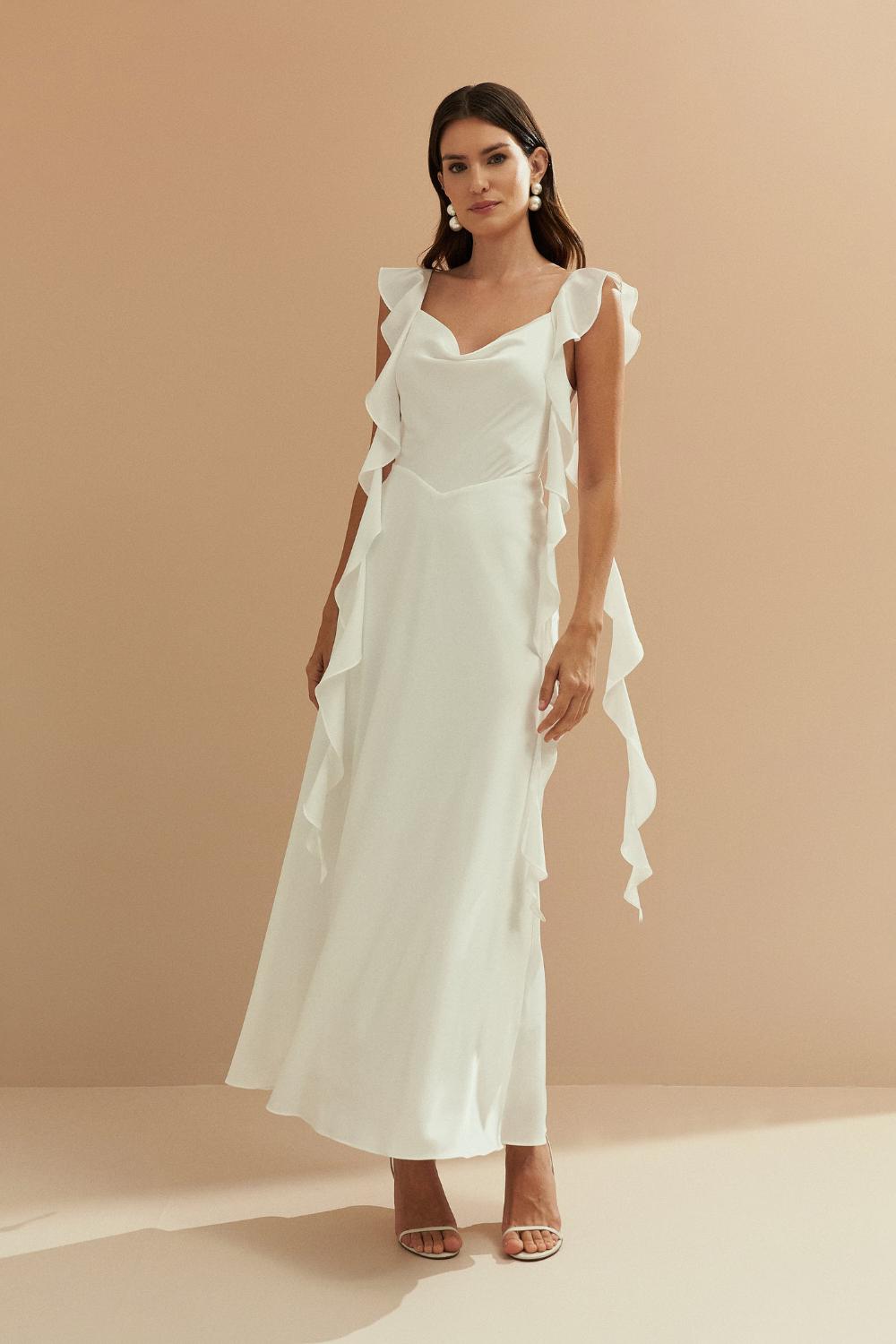 Vestido Long Midi de Cetim com Decote Degage e Babados Longos nas Mangas - Akita Off White