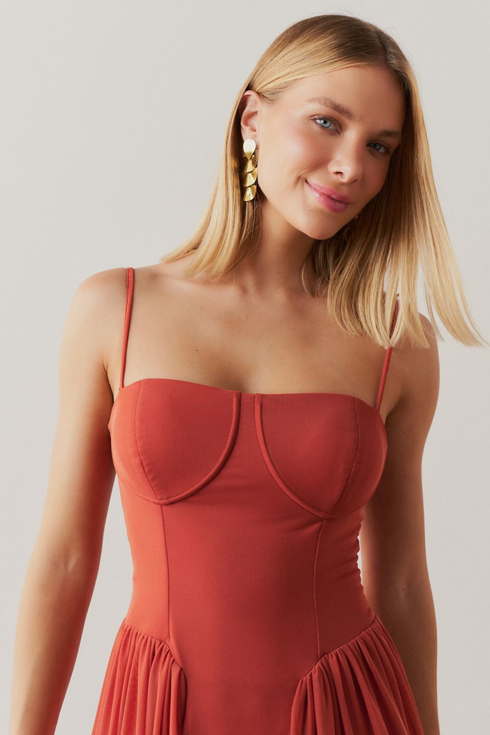 Vestido Longo, Busto Demarcado e Saia Franzida - Calgari Terracota