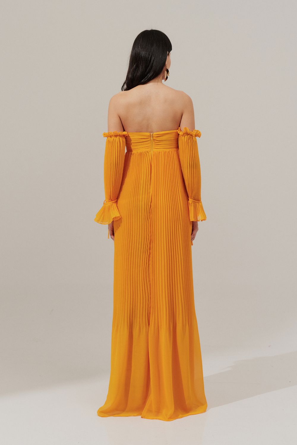 Vestido longo com Busto Coração Franzido e Saia Plissada - Naha Amarelo Manga