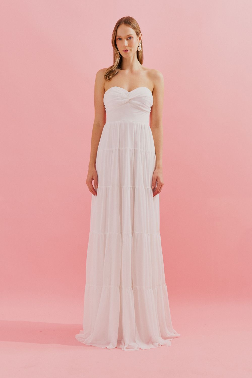 Vestido Longo com Busto Coração, Saia Ampla e Franzida - Quênia Off White