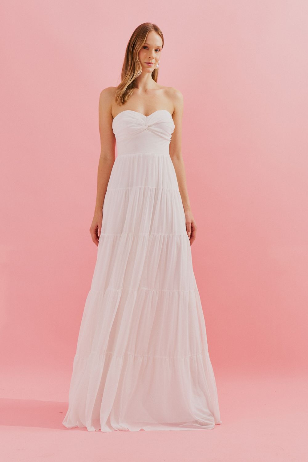 Vestido Longo com Busto Coração, Saia Ampla e Franzida - Quênia Off White