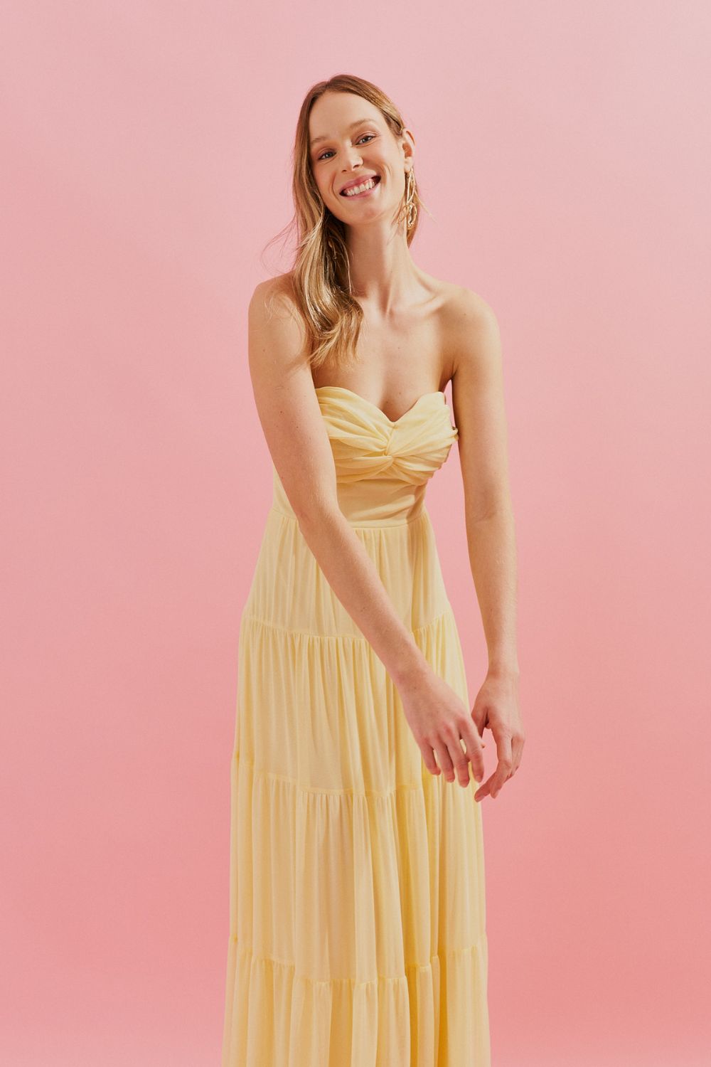 Vestido Longo com Busto Coração, Saia Ampla e Franzida - Quênia Amarelo