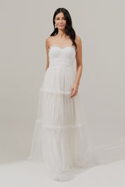 Vestido Longo com Busto Demarcado, Detalhes em Viés e Saia de Marias com Babados - Romênia Off White