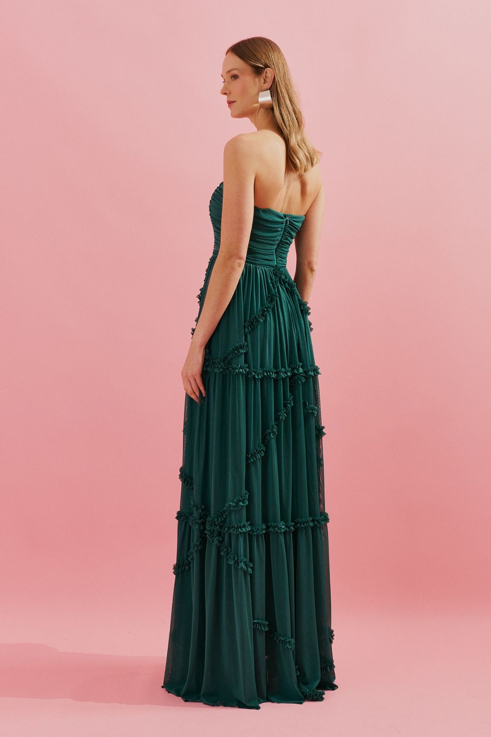 Vestido Longo com Busto Franzido e Saia com Detalhes em Babados - Suiça Verde Bandeira