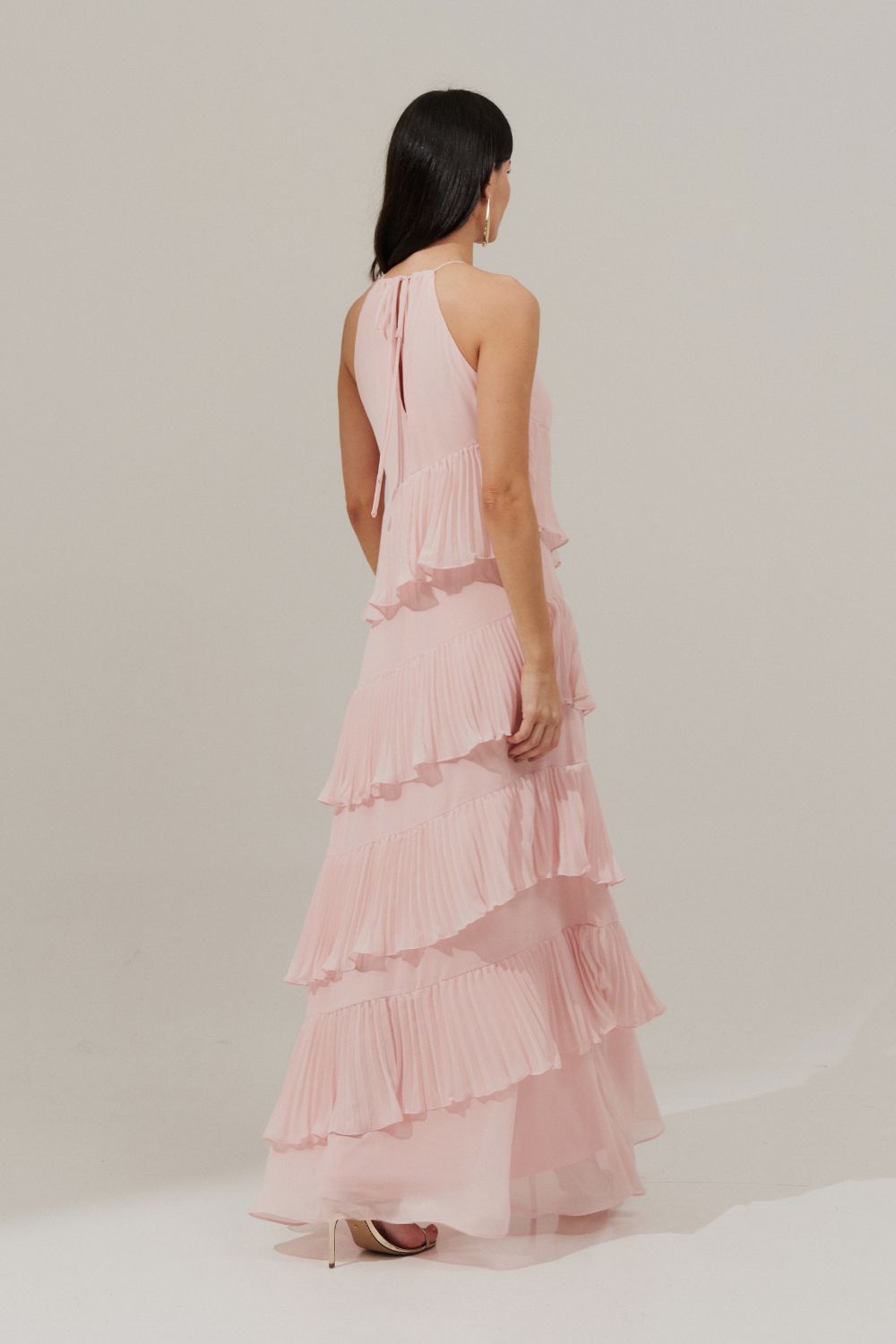 Vestido Longo Americano com Recortes e Babados Plissados na Diagonal - Sacramento Rosa