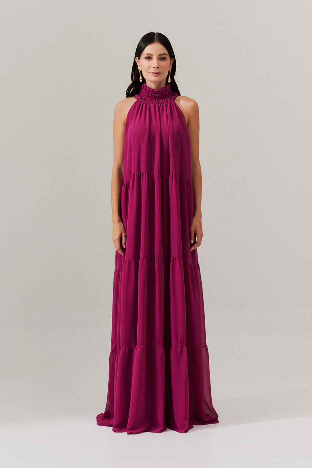 Vestido Longo com Decote Alto, Saia Fluída e Leves Franzidos - Nadine Fúcsia