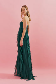 Vestido Longo. com Decote Coração Franzido e Babados em Vertical na Saia - Ava Bandeira