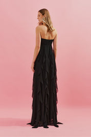 Vestido Longo. com Decote Coração Franzido e Babados em Vertical na Saia - Ava Preto