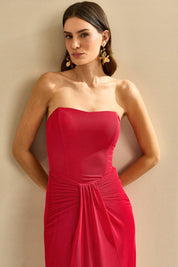 Vestido Longo com Decote Coração e Franzido na Cintura - Luar Vermelho