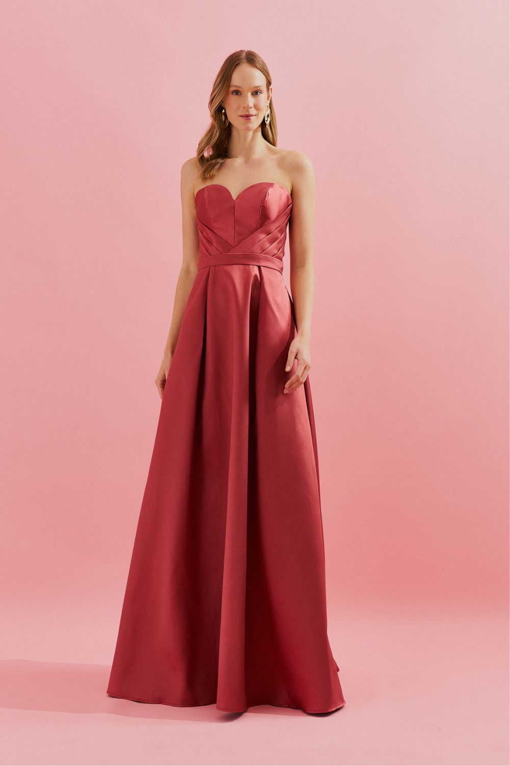Vestido Longo com Decote Coração e Pregas na Cintura - Safira Canela