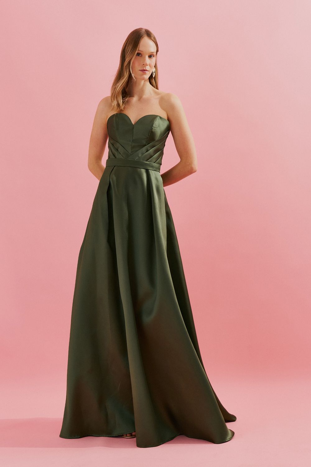 Vestido Longo com Decote Coração e Pregas na Cintura - Safira Oliva