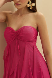 Vestido Longo. com Decote Coração Franzido e Babados em Vertical na Saia - Ava Pink