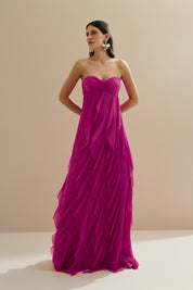 Vestido Longo com Decote Coração Franzido e Babados em Vertical na Saia - Ava Rosa Pink Escuro