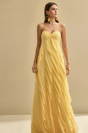 Vestido Longo com Decote Coração Franzido e Babados em Vertical na Saia - Ava Amarelo Manteiga
