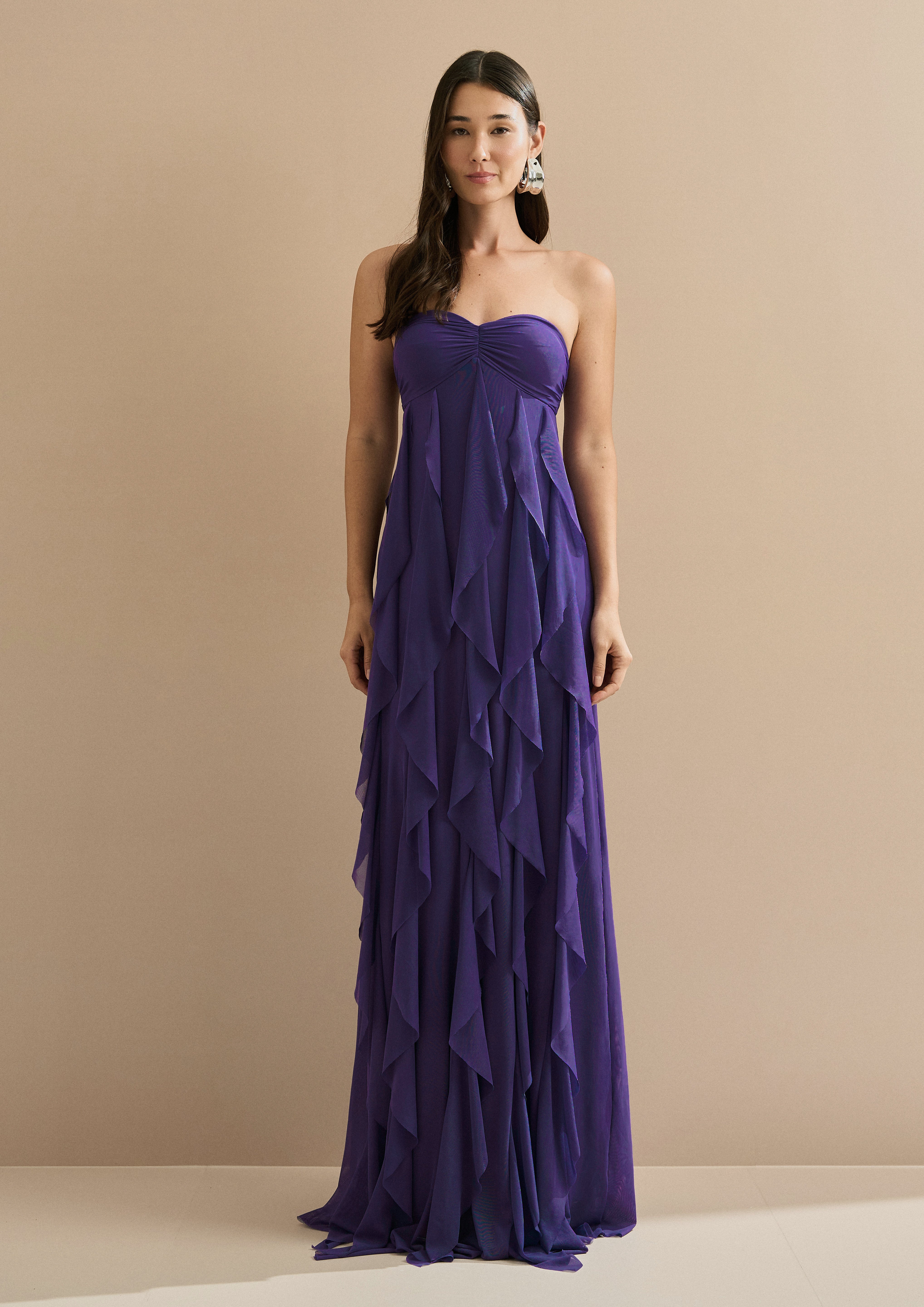 Vestido Longo com Decote Coração Franzido e Babados em Vertical na Saia - Ava Roxo Escuro