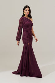 Vestido Longo com Decote de Ombro Único, Drapeados e Shape Sereia - Amsterdã Marsala Escuro