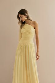 Vestido Longo com Decote de Ombro Único, Manga Longa e Franzidos - Adana Amarelo Manteiga
