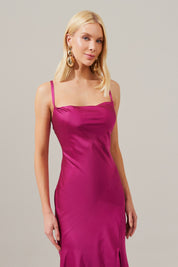 Vestido Longo com Decote Degage e Amarração cruzada nas costas - Gaia Fúcsia