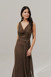 Vestido Longo com Decote Degage e Amarração na Cintura - Acapulco Marrom