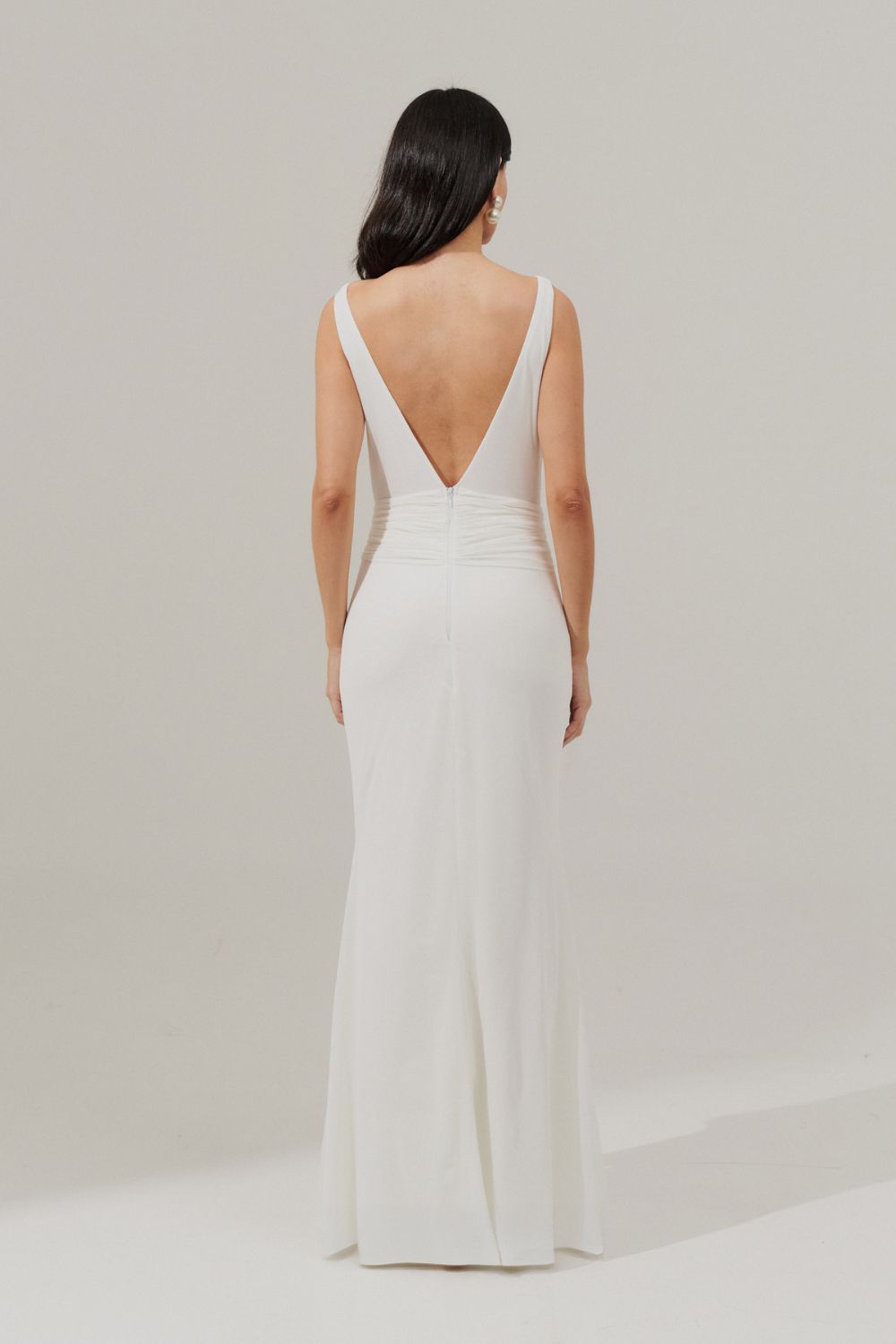 Vestido Longo com Decote Degage e Amarração na Cintura - Acapulco Off White