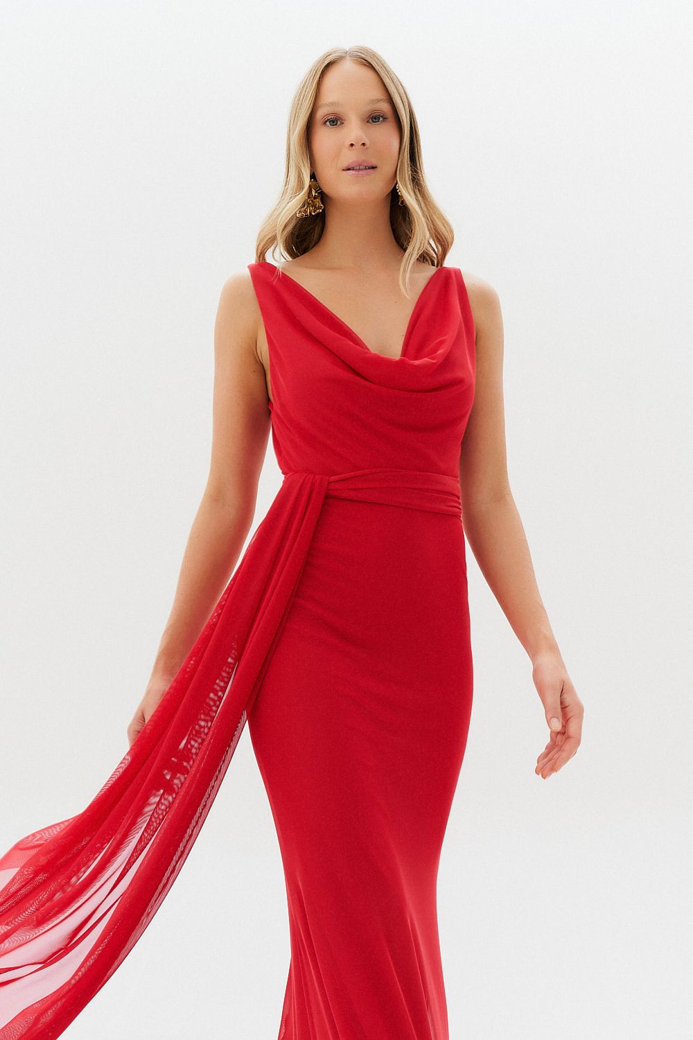 Vestido Longo com Decote Degage e Amarração na Cintura - Acapulco Vermelho