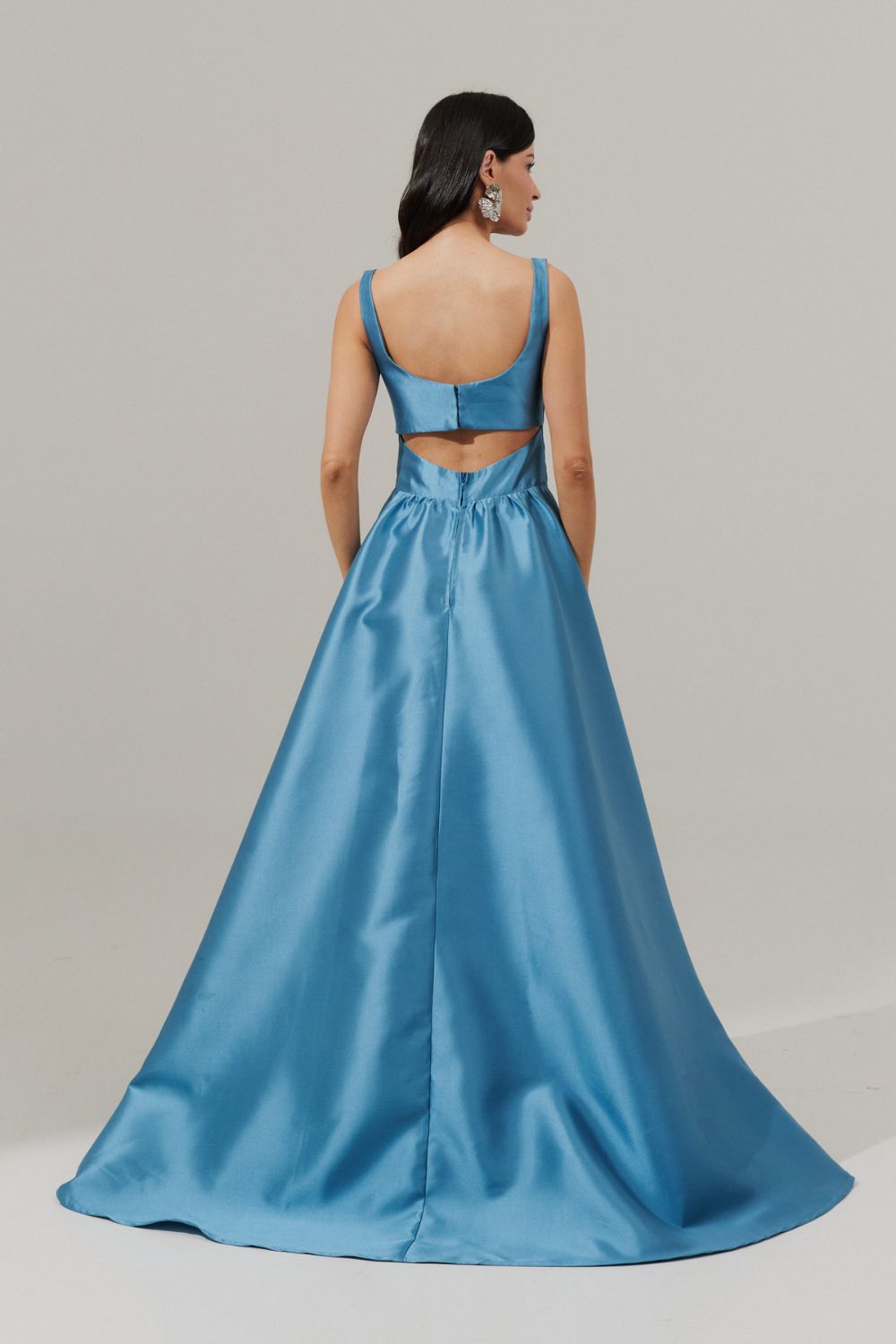 Vestido Longo com Decote Quadrado, Abertura nas Costas e Saia Franzida - Austria Azul