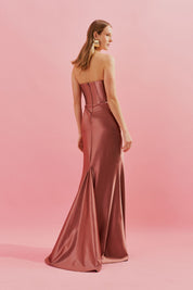 Vestido Longo com Decote Reto e Barbatanas no Busto - Antalia Rose