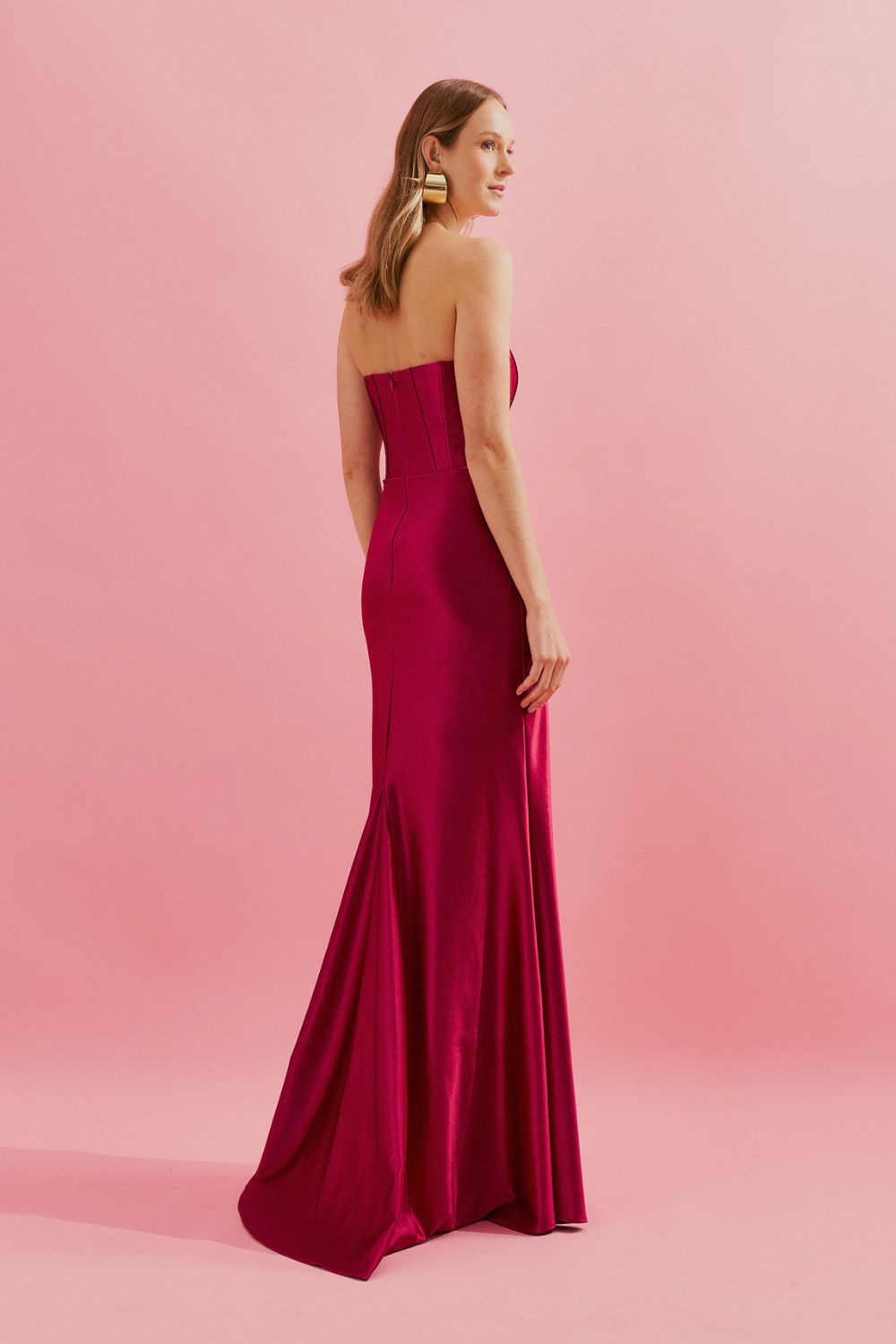Vestido Longo com Decote Reto e Barbatanas no Busto - Antalia Vermelho