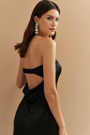 Vestido Longo com Decote Reto e Decote Profundo nas Costas - Marbella Preto