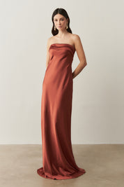 Vestido Longo com Decote Reto e Decote Profundo nas Costas - Marbella Terracota