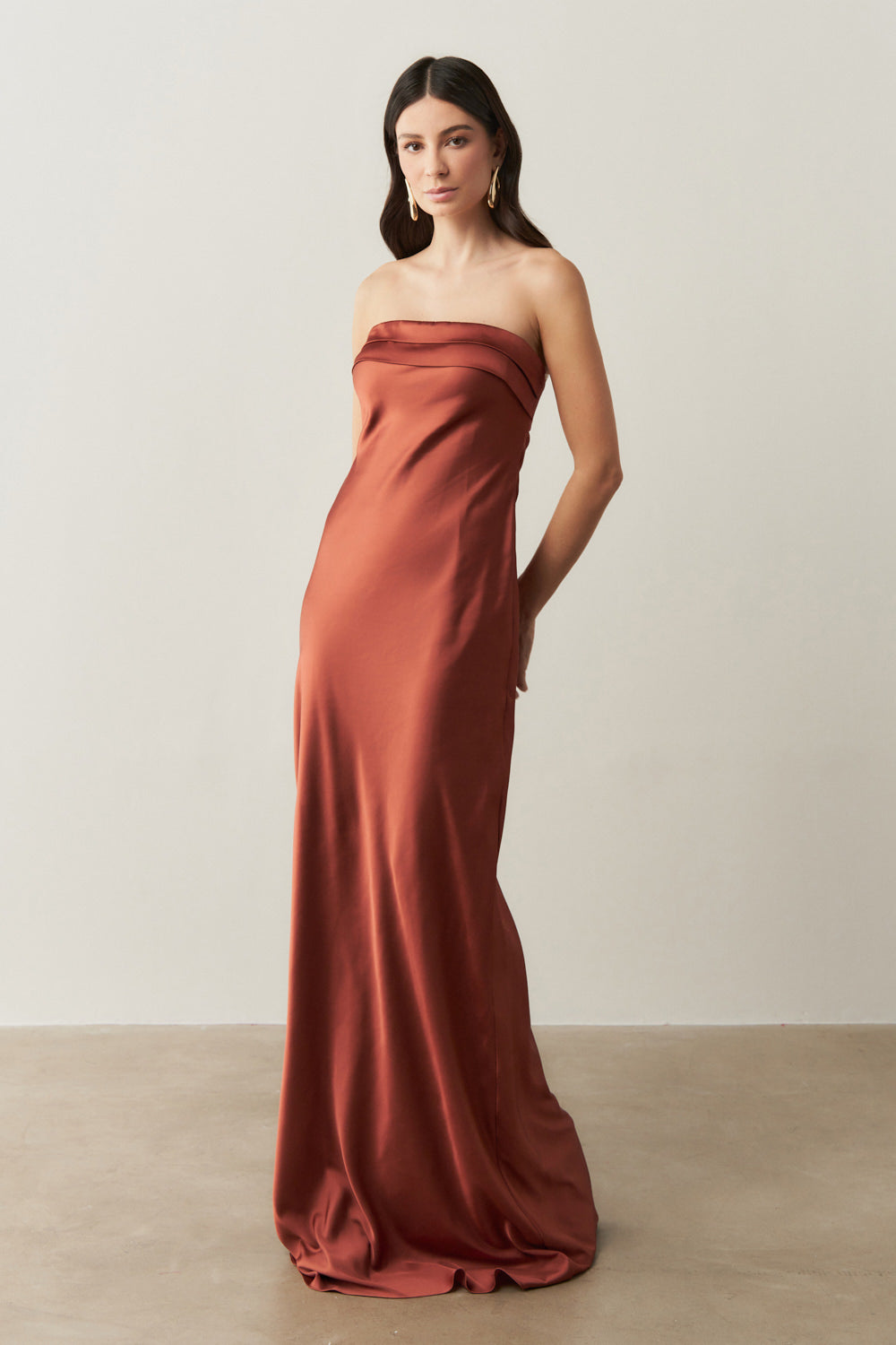 Vestido Longo com Decote Reto e Decote Profundo nas Costas - Marbella Terracota