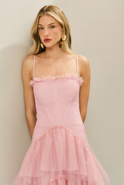 Vestido Longo em Tule com Decote Semi Coração e Saia de Babados - Provença Rosa Claro