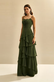 Vestido Longo com Decote V, Costas Abertas e Saia com Babados Assimétricos - Praga Verde Oliva